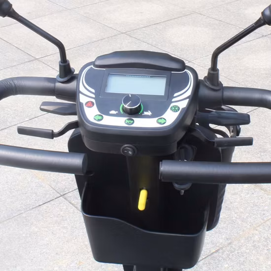 Nouveau design 4 roues scooter de mobilité électrique handicapés pour les personnes âgées (DL24500-2)
